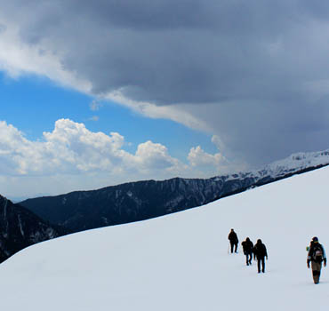 Snow Trekking